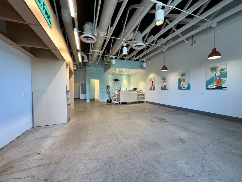 8500 W Olympic Blvd, Los Angeles, CA for lease - Building Photo - Image 2 of 11