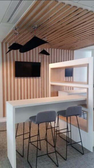 53 Rue Du Port, Nanterre for lease - Building Photo - Image 3 of 10