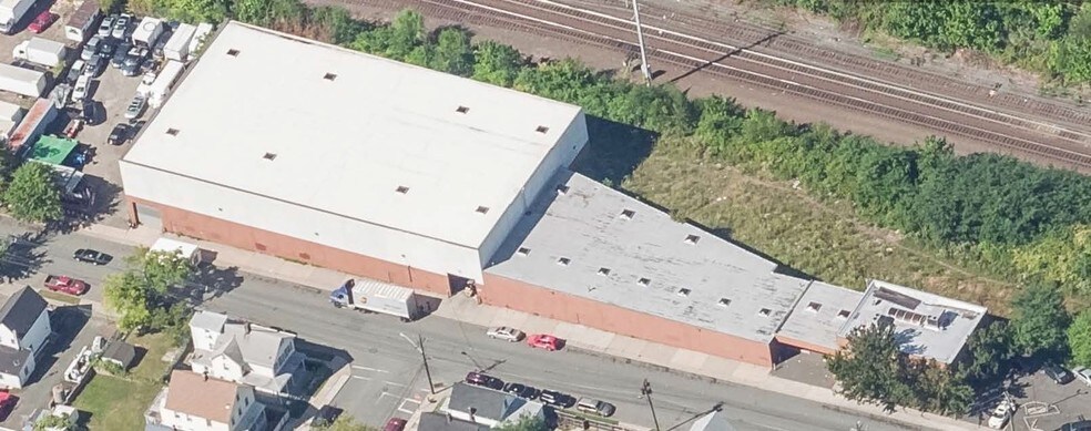 201 2nd St, Perth Amboy, NJ for sale - Primary Photo - Image 1 of 1