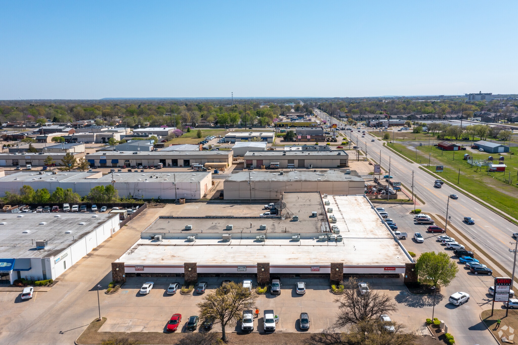 58005807 S Rd, Tulsa, OK 74146 5800 Center