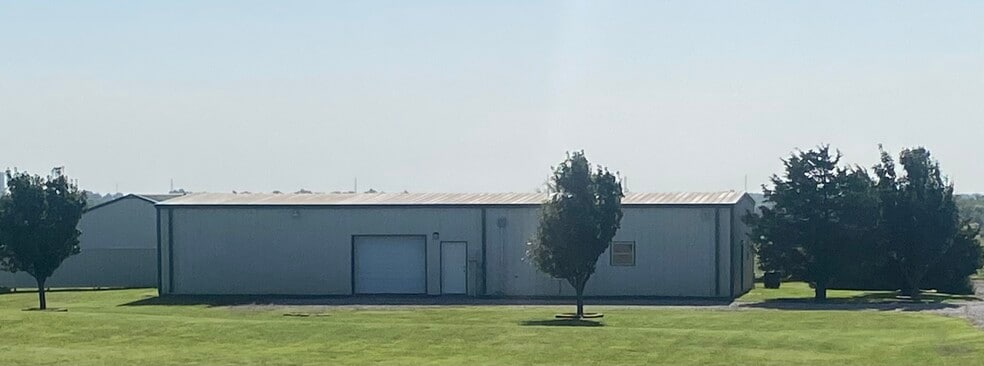 4444 Morgan Rd NE, Piedmont, OK for lease - Building Photo - Image 2 of 16