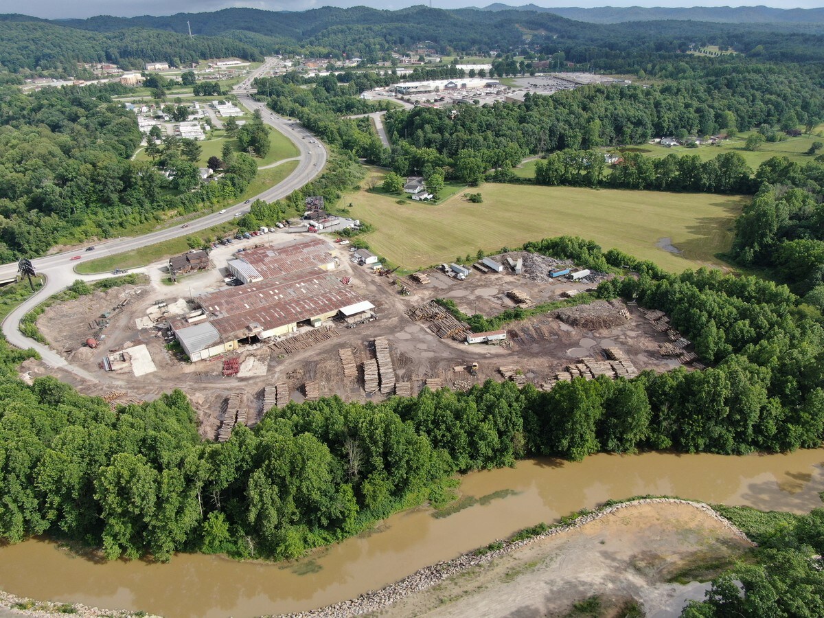 2041 Flemingsburg Rd, Morehead, KY 40351