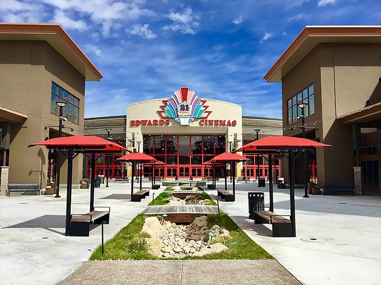 7609 W Overland Rd, Boise, ID for lease - Building Photo - Image 3 of 7