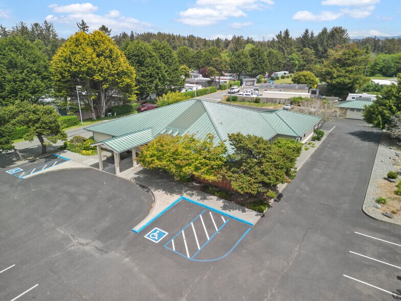 1771 Northcrest Dr, Crescent City, CA for sale - Building Photo - Image 3 of 13