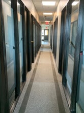 104 Rue Maclaren E, Gatineau, QC for lease Interior Photo- Image 2 of 5