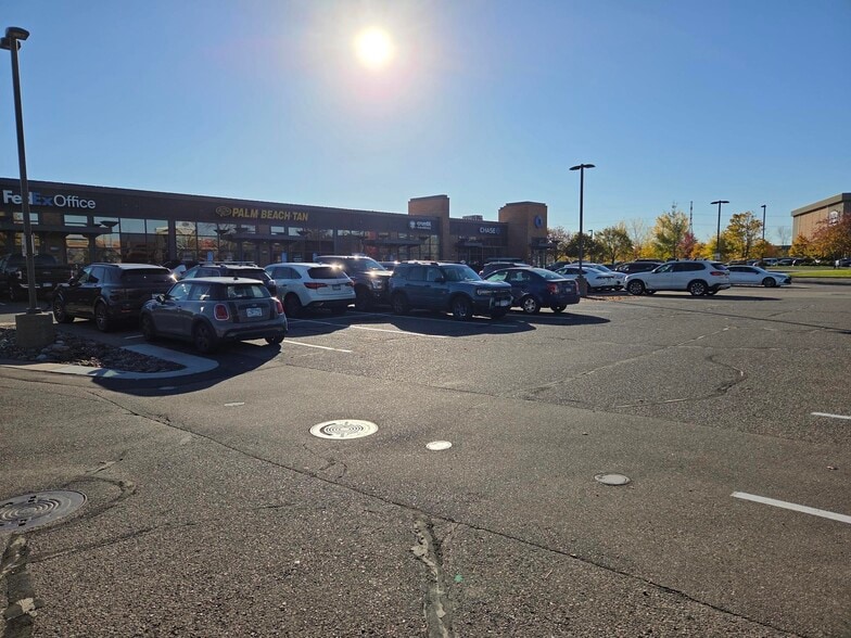 5330 Cedar Lake Rd, Saint Louis Park, MN for lease - Building Photo - Image 2 of 14