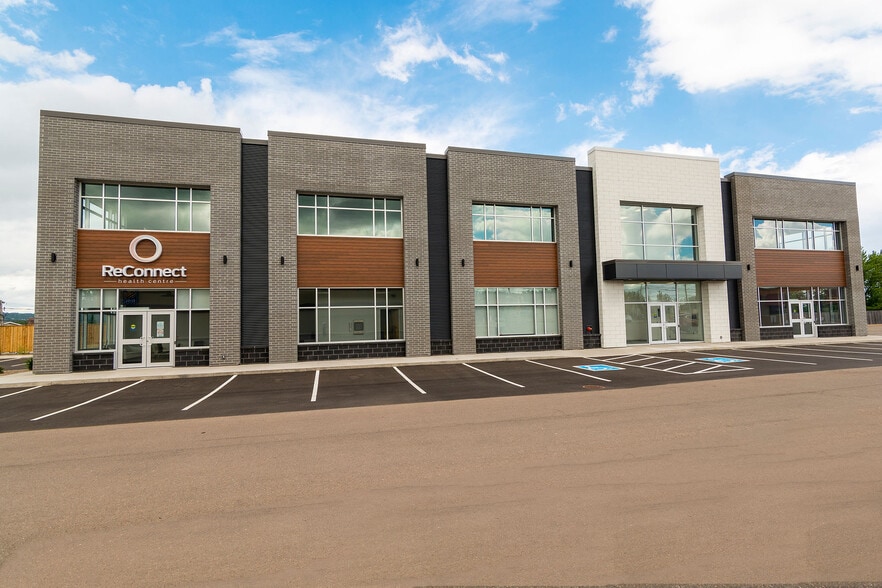 25 Gorge Rd, Moncton, NB for sale - Primary Photo - Image 1 of 1