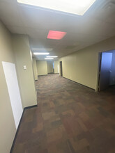 1718-1720 NW Peachtree St, Atlanta, GA for lease Interior Photo- Image 1 of 4