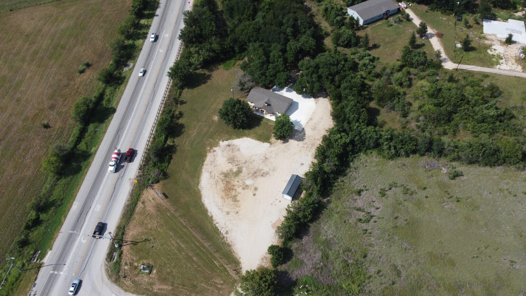 28 Old Lockhart Rd, Kyle, TX 78640 Uhland Office & Yard