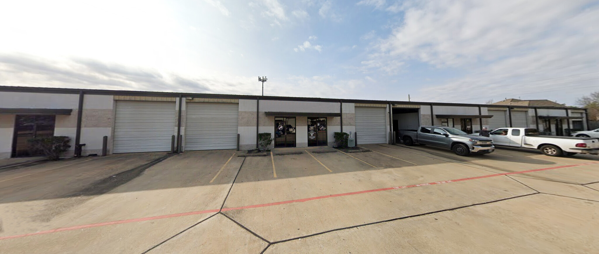 8525 Jackrabbit Rd, Houston, TX for lease Building Photo- Image 1 of 2