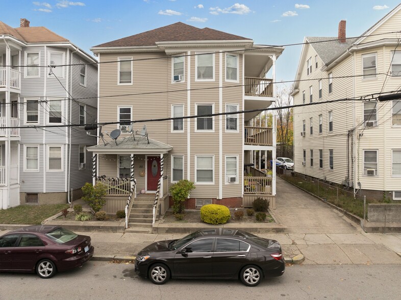 77 Fales St, Central Falls, RI for sale - Building Photo - Image 1 of 1