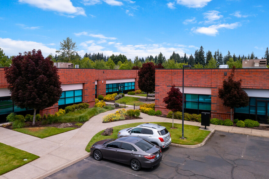 120 NE 136th Ave, Vancouver, WA for lease - Building Photo - Image 1 of 15