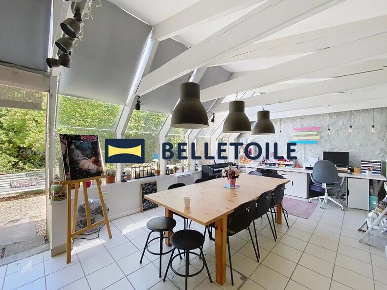 Office in Créteil for lease - Building Photo - Image 1 of 11