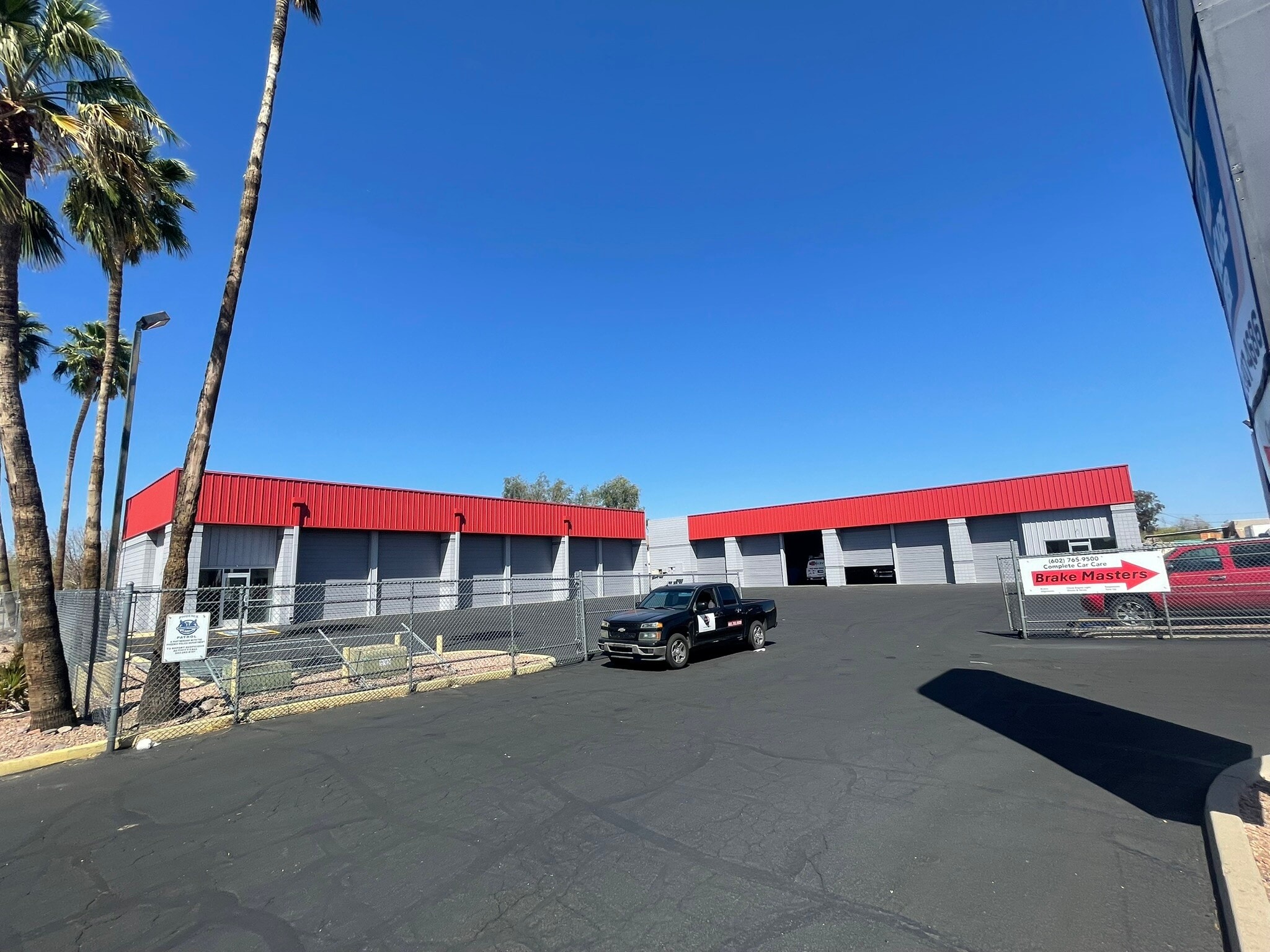 17029 N Cave Creek Rd, Phoenix, AZ for lease Building Photo- Image 1 of 6