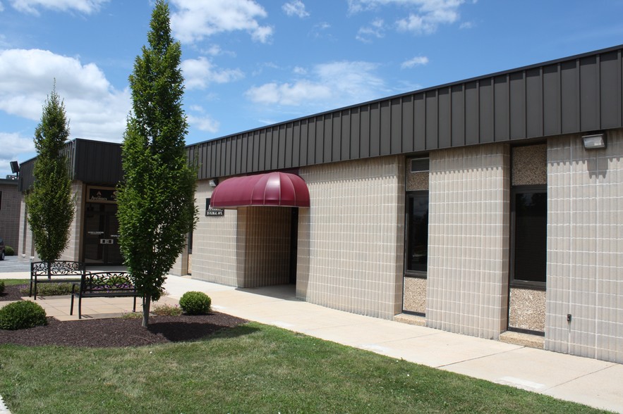 375 Floral Ave, Chambersburg, PA for lease - Building Photo - Image 3 of 5