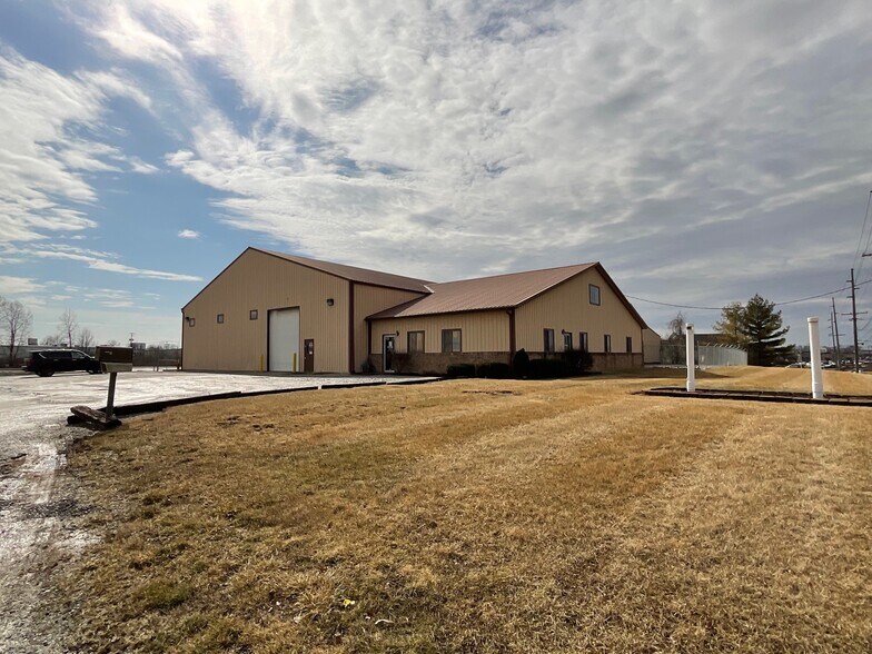 617 Ley Rd, Fort Wayne, IN for sale - Building Photo - Image 1 of 1