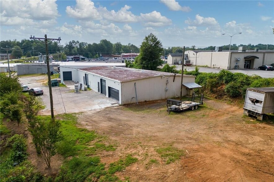 306 US 123 Byp, Seneca, SC for lease - Building Photo - Image 2 of 32