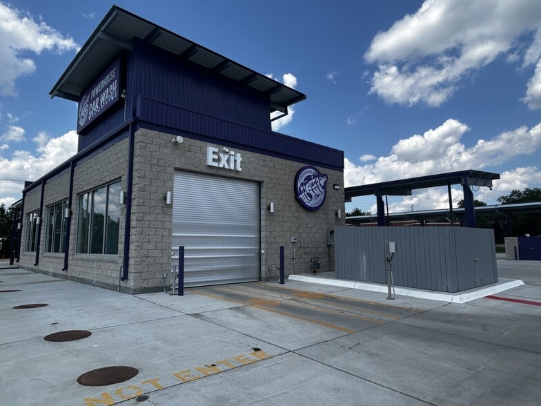 1212 S Webb Rd, Wichita, KS for sale - Building Photo - Image 2 of 4