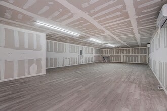 956 Richmond Ave, Staten Island, NY for sale Interior Photo- Image 2 of 7