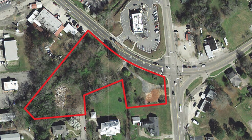 105 N Jennings, Saluda, SC for sale - Building Photo - Image 1 of 1