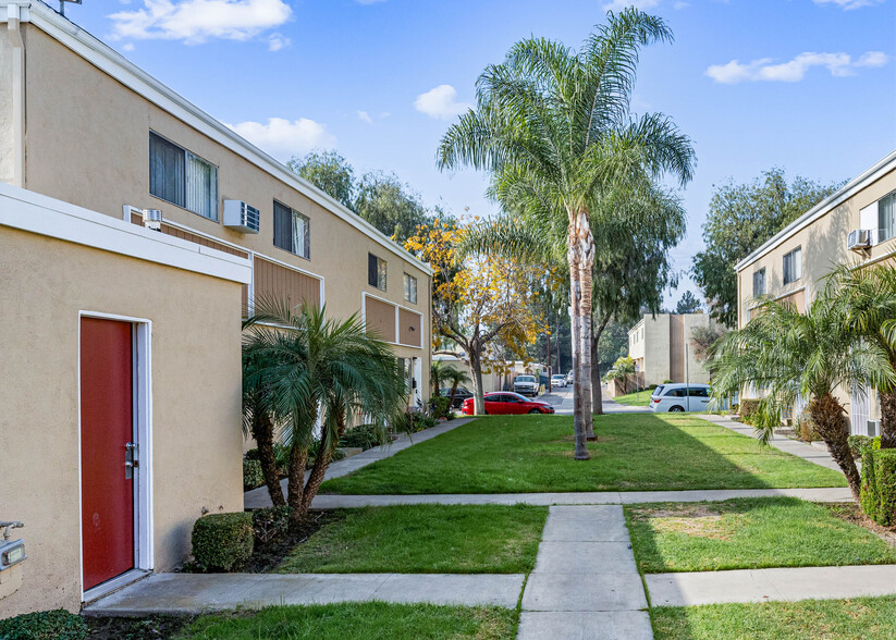 753 Fondren St, Orange, CA for sale - Building Photo - Image 2 of 4