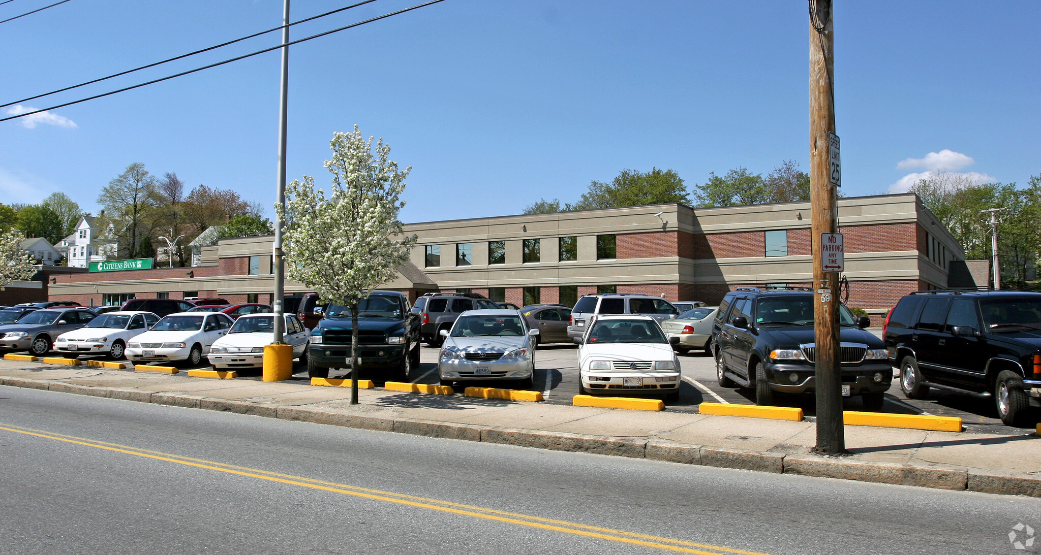 407 East Ave, Pawtucket, RI for lease Building Photo- Image 1 of 4