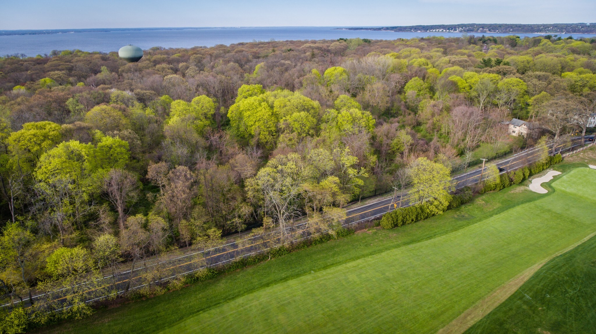 139 Middle Neck Rd, Sands Point, NY for sale Primary Photo- Image 1 of 1