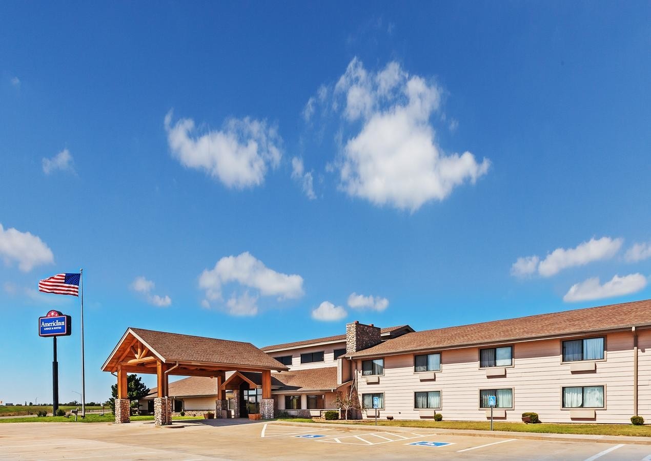 2405 S El Camino Dr, Sayre, OK for sale Primary Photo- Image 1 of 1