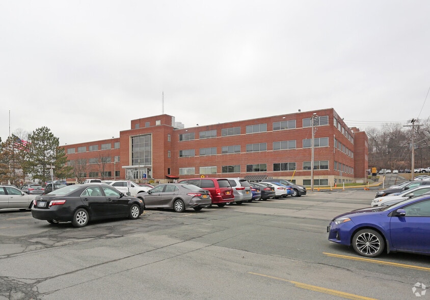 800 N Pearl St, Menands, NY 12204