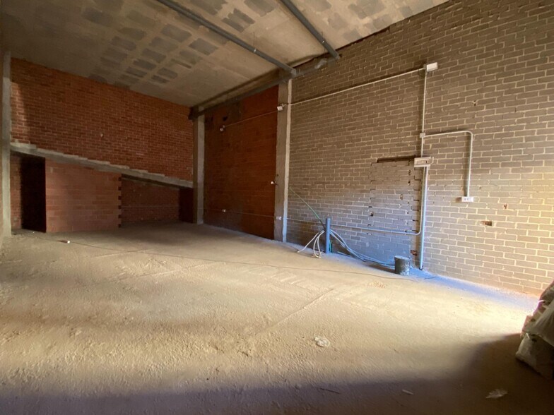 Retail in Sueca for lease - Interior Photo - Image 3 of 12