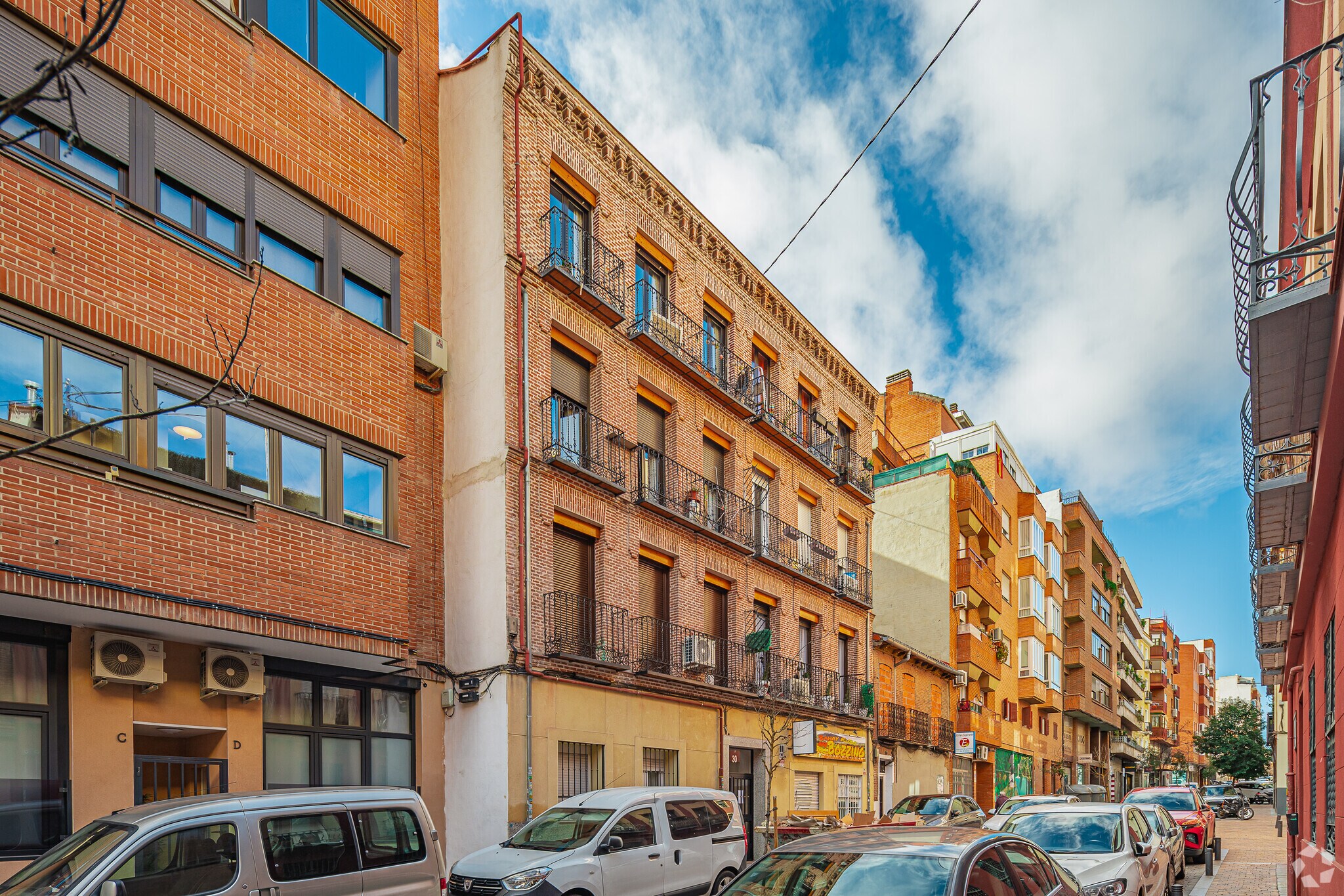 Calle de Palencia, 30, Madrid, Madrid for sale Primary Photo- Image 1 of 1