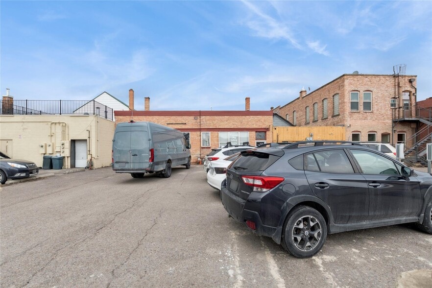 320 Main St, Kalispell, MT for lease - Building Photo - Image 3 of 27