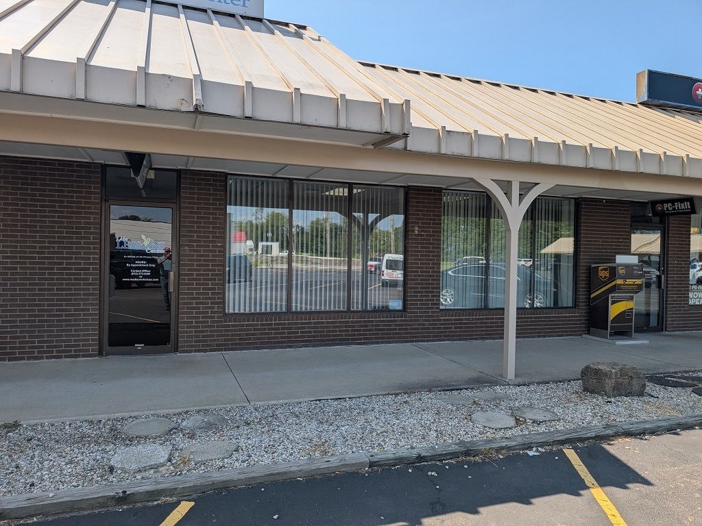 220 Clifty Dr, Madison, IN for lease Building Photo- Image 1 of 30