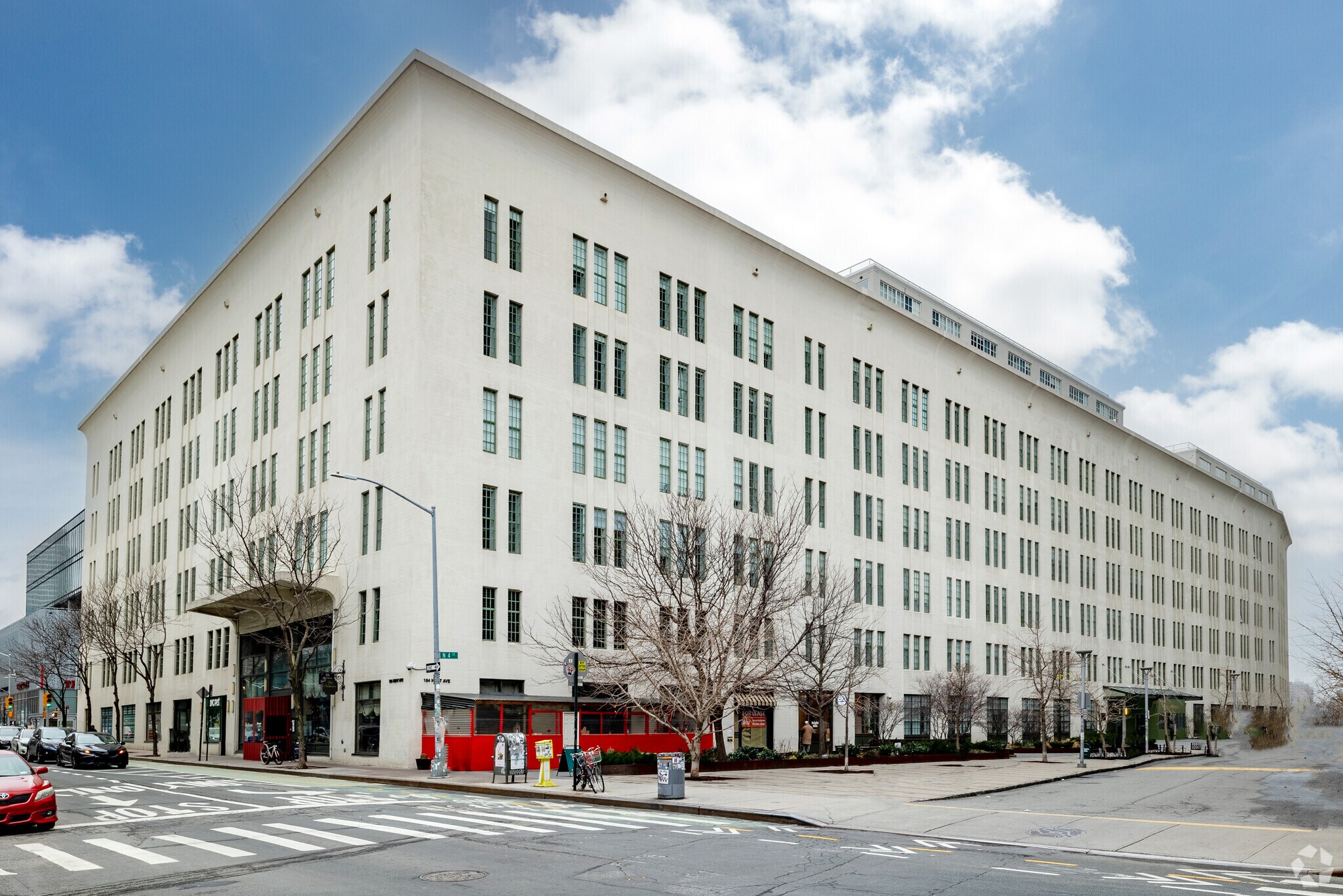 184-198 Kent Ave, Brooklyn, NY for lease Building Photo- Image 1 of 10