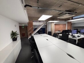 13 New North St, London for lease Interior Photo- Image 2 of 2