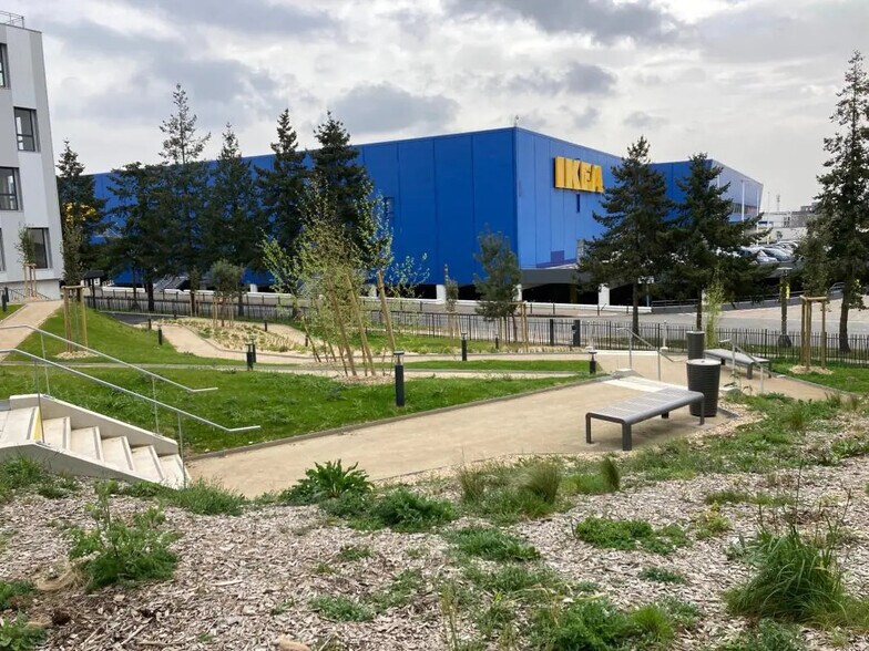 Boulevard Salvador Allende, Saint-Herblain for lease - Building Photo - Image 3 of 11