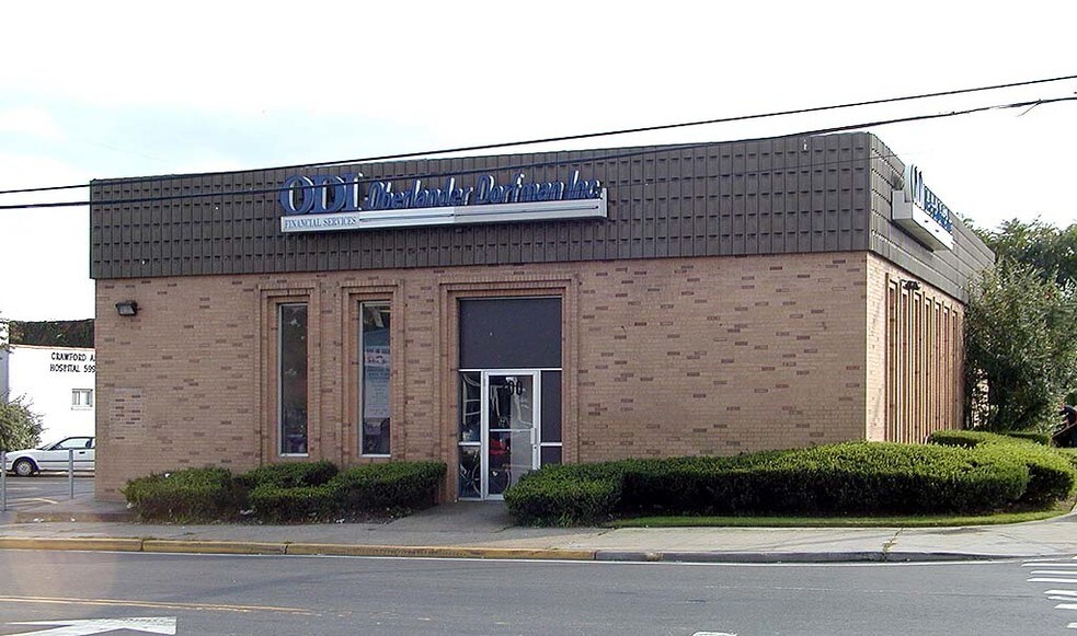 700 Merrick Ave, Lynbrook, NY for sale - Primary Photo - Image 1 of 1