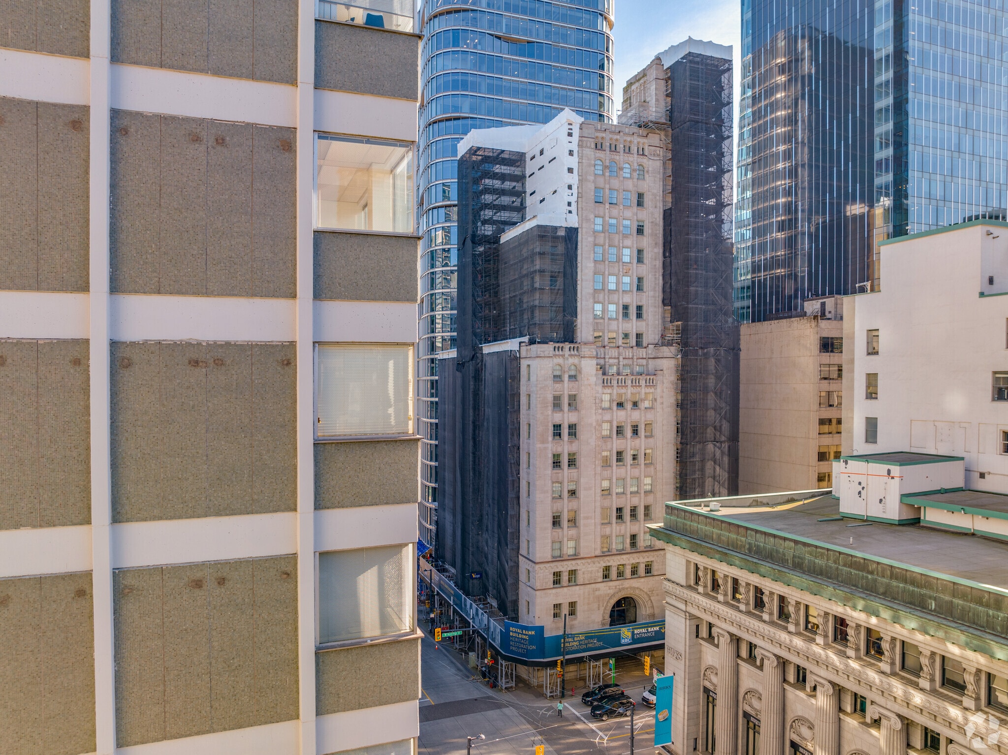 675 Hastings St W, Vancouver, BC for lease Primary Photo- Image 1 of 8