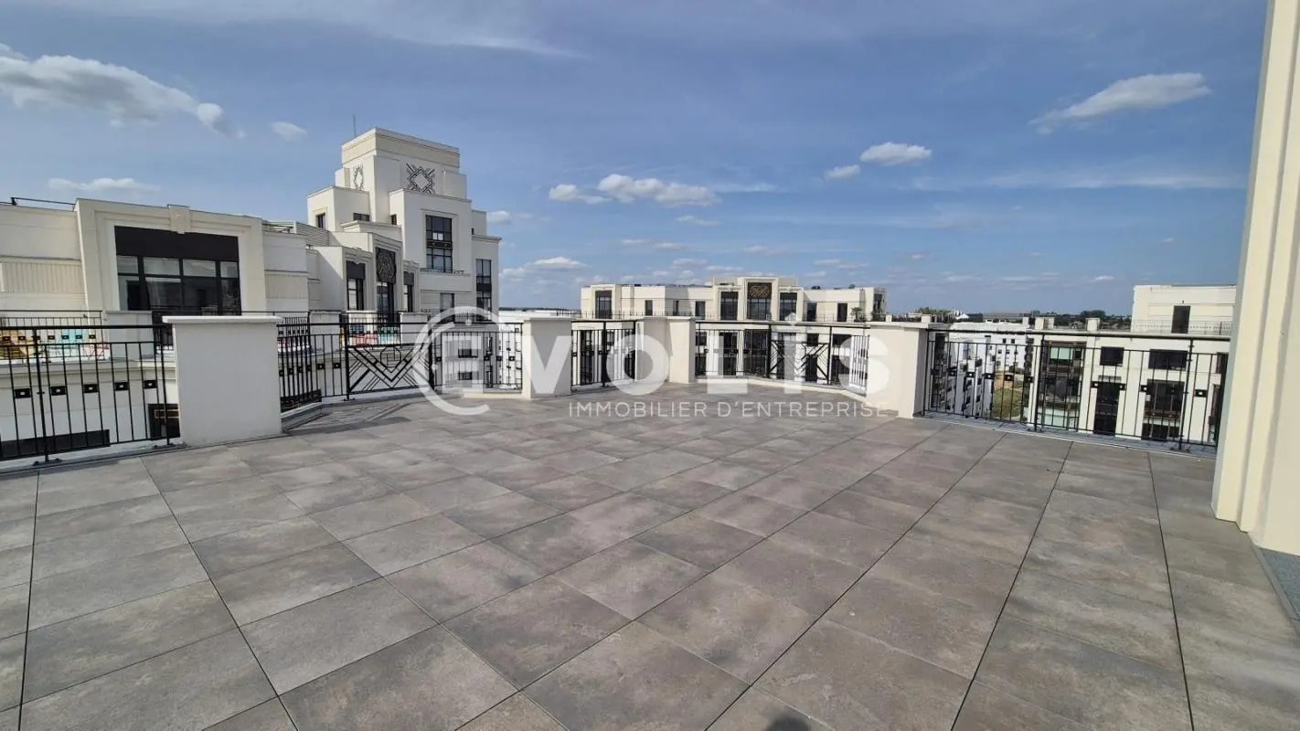 Office in Chessy for lease Building Photo- Image 1 of 13