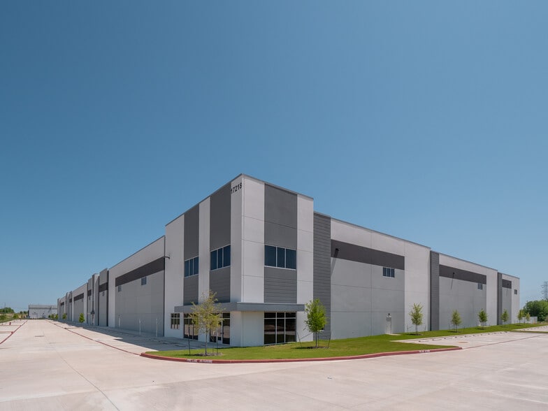 17218 Tejas Way, Schertz, TX for sale - Building Photo - Image 2 of 19