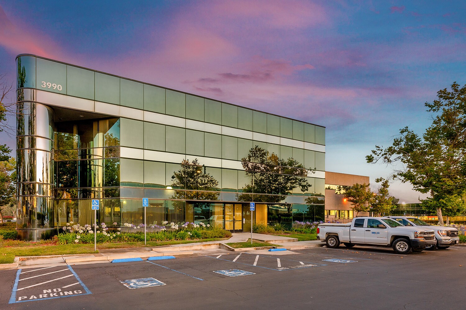 3990 Ruffin Rd, San Diego, CA 92123 - Office for Sale | LoopNet