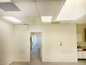 1954 Placentia Ave, Costa Mesa, CA for lease Interior Photo- Image 2 of 3