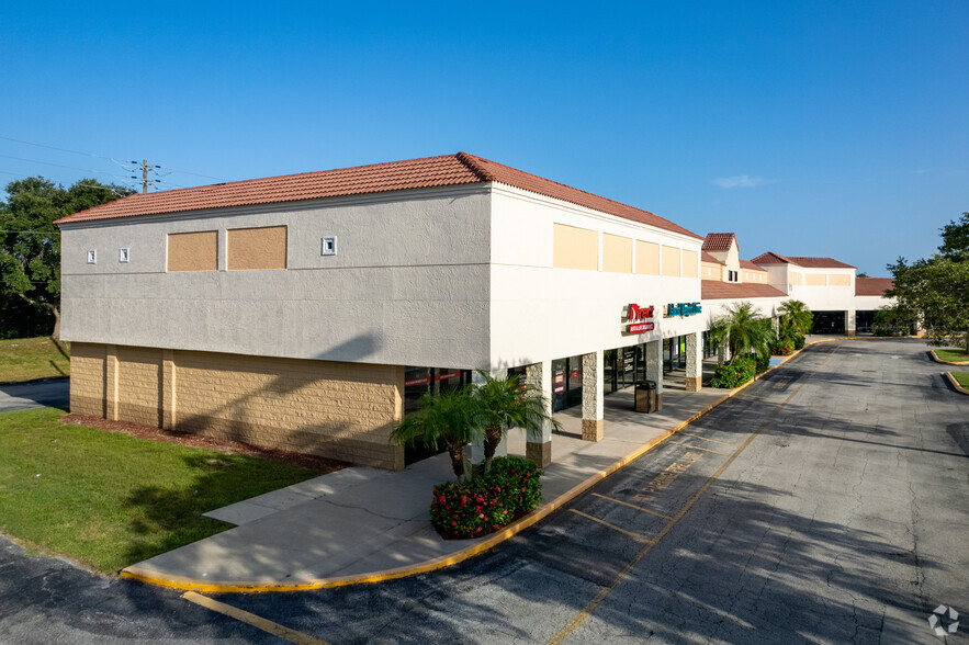 1450 N Courtenay Pky, Merritt Island, FL for lease - Building Photo - Image 2 of 12