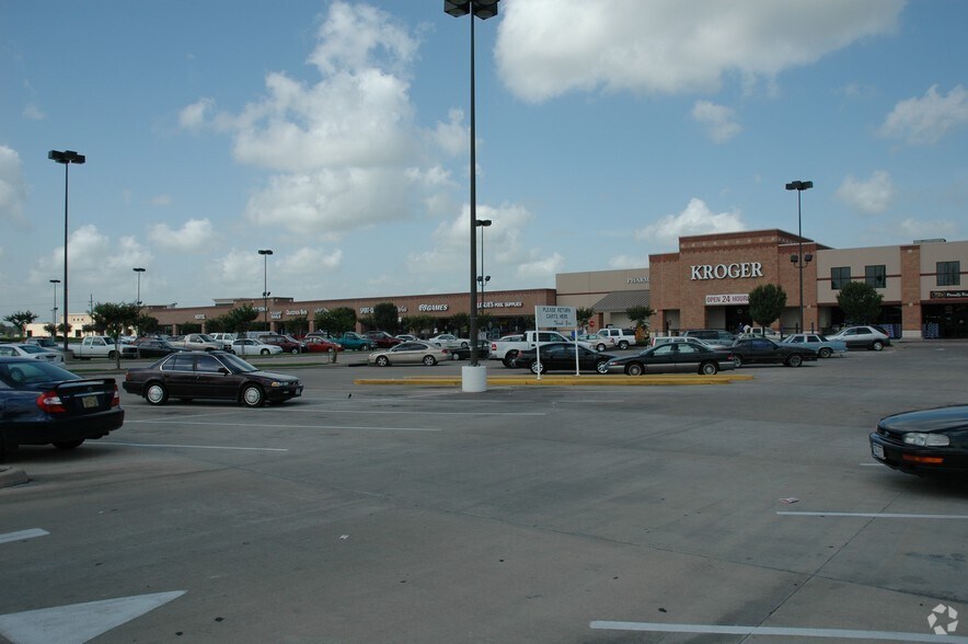3939 3965 N Dowlen Rd Beaumont Tx 77706 Retail Space For
