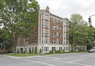 More details for 4338-4342 Rue Sherbrooke O, Westmount, QC - Multifamily for Sale