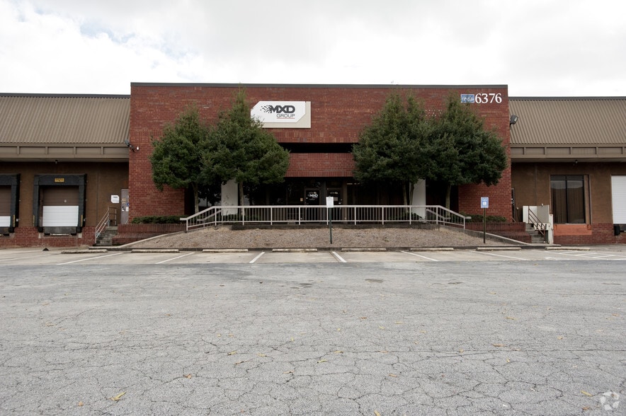 6376 Corley Rd, Peachtree Corners, GA for lease - Primary Photo - Image 1 of 11