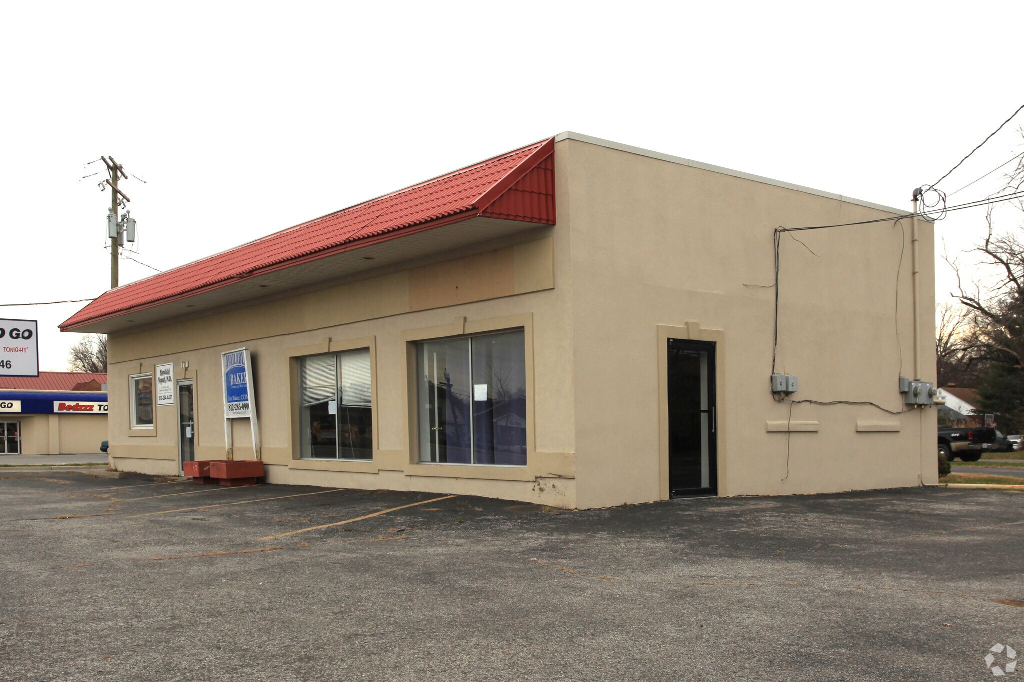 701 Eastern Blvd, Jeffersonville, IN for sale Primary Photo- Image 1 of 1