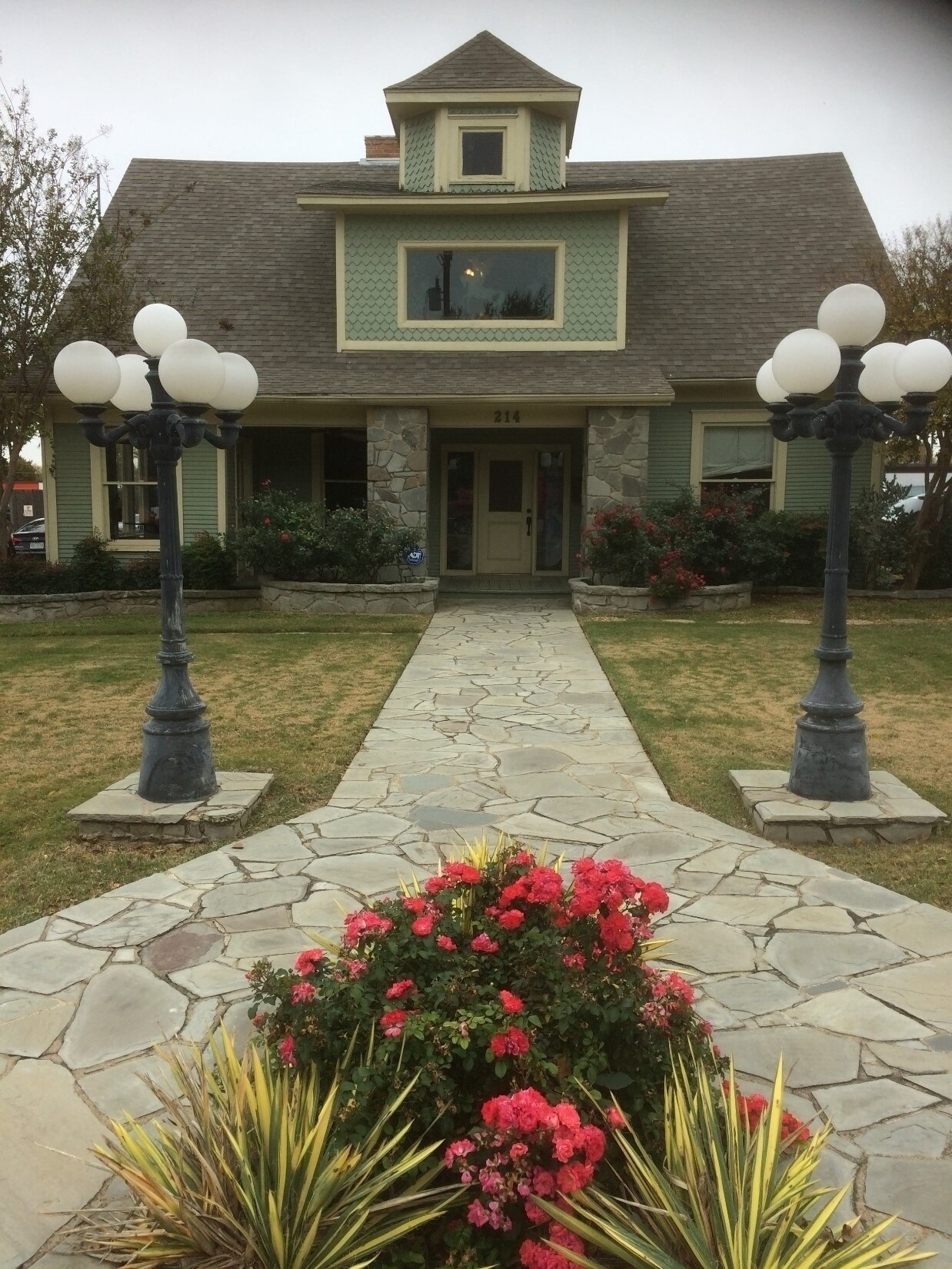 214 E College St, Grapevine, TX for sale Building Photo- Image 1 of 1