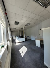 1-2 Pitt Ter, Stirling for lease Interior Photo- Image 1 of 2