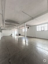 Retail in Madrid, MAD for lease Interior Photo- Image 1 of 14